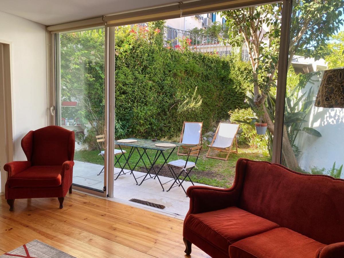 Ferienhaus Casa Boganvilias - Moradia Com Jardim Lissabon